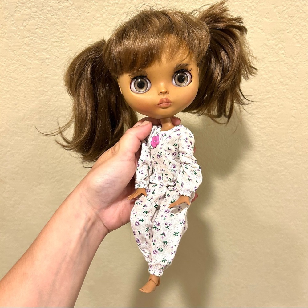 Blythe / Doll ooak custom with neck joint repaint collection Ukraine